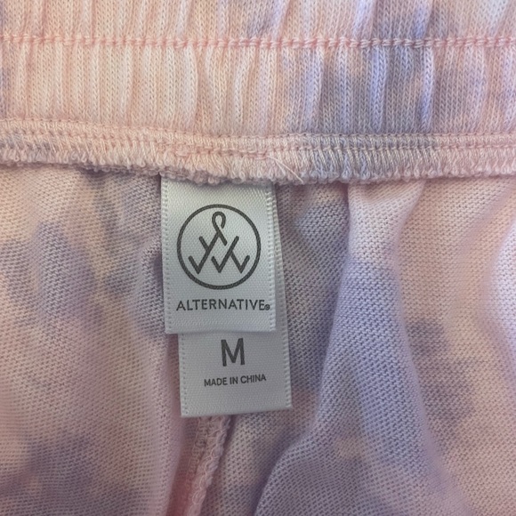 Alternative Tie Dye Shorts - Picture 2 of 3